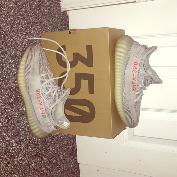 adidas Shoes - Adidas Yeezy Boost 350 V2